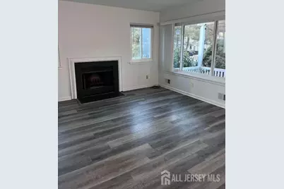 132 Longacre Court, Middlesex, NJ 08844 - Photo 6