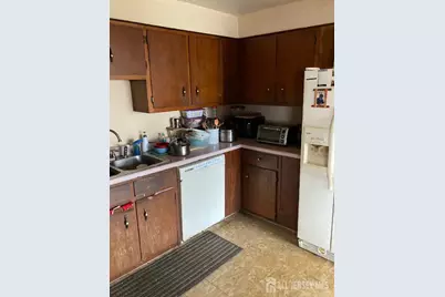 52 Caroline Avenue, Trenton, NJ 08610 - Photo 4