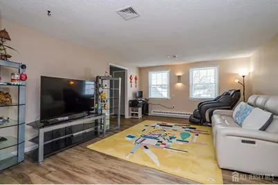 217 Mayflower Way #O, Monroe Township, NJ 08831 - Photo 6