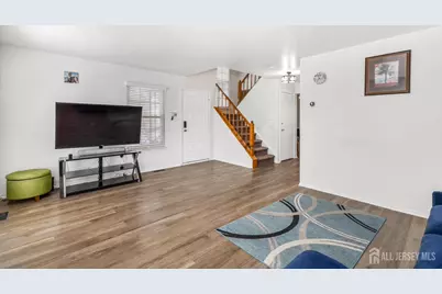 43 Lantern Lane, Sayreville, NJ 08872 - Photo 4