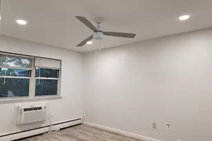 55 Gill Ln, Iselin, NJ 08830 - Photo 12