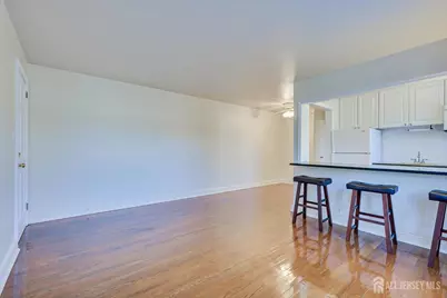 551 Main Street, Metuchen, NJ 08840 - Photo 18