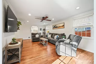 38 Ocean Boulevard, Old Bridge Township, NJ 07735 - Photo 16