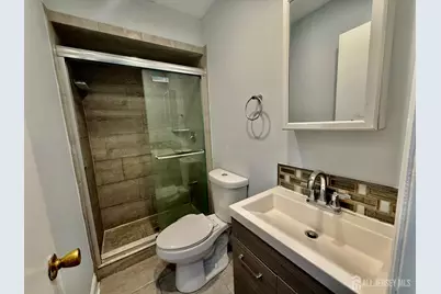 1404 Edison Glen Terrace, Edison, NJ 08837 - Photo 12