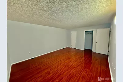 1404 Edison Glen Terrace, Edison, NJ 08837 - Photo 6