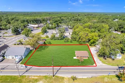 102-104 Manchester Boulevard, Whiting, NJ 08759 - Photo 8