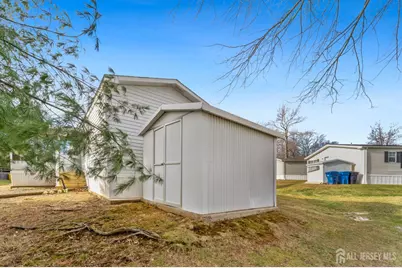 24 Whitman Road, North Brunswick Township, NJ 08902 - Photo 2