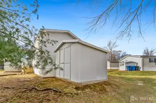 24 Whitman Rd, North Brunswick Township, NJ 08902 - Photo 2