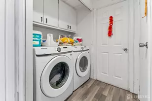 24 Whitman Rd, North Brunswick Township, NJ 08902 - Photo 8