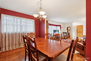 37 Dale Dr, Edison, NJ 08820 - Photo 8