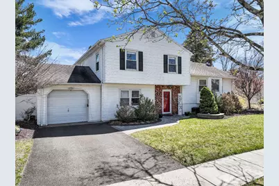 15 Rosewood Lane, Monroe Township, NJ 08831 - Photo 1