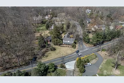 105 Morning Glory Road, Warren Township, NJ 07059 - Photo 40