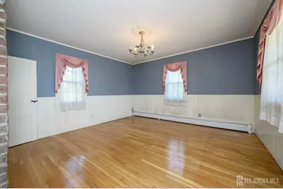 105 Morning Glory Road, Warren Township, NJ 07059 - Photo 4