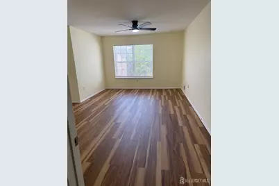 813 Plymouth Road, North Brunswick Township, NJ 08902 - Photo 8