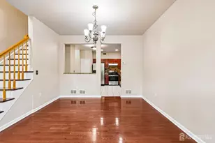 270 Pinelli Dr, Piscataway Township, NJ 08854 - Photo 14