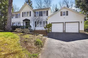 15 Cherokee Rd, East Brunswick Township, NJ 08816 - Photo 2