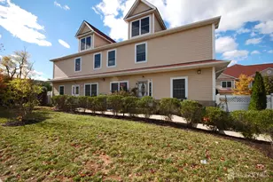 32 Cinder Rd, Edison, NJ 08820 - Photo 2