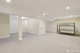 32 Cinder Rd, Edison, NJ 08820 - Photo 6