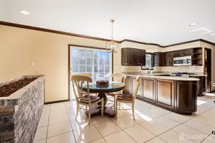 14 Crommelin Ct, East Brunswick Township, NJ 08816 - Photo 10