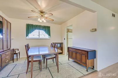 110 Benart Place, Middlesex, NJ 08846 - Photo 10