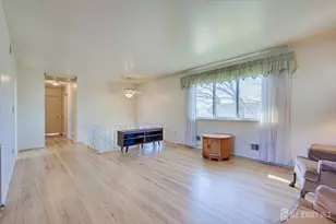 110 Benart Pl, Middlesex, NJ 08846 - Photo 8