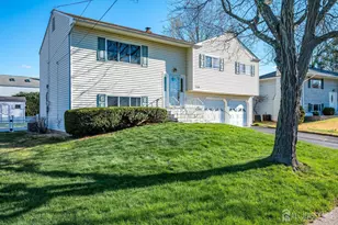 110 Benart Pl, Middlesex, NJ 08846 - Photo 2