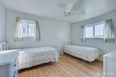 110 Benart Place, Middlesex, NJ 08846 - Photo 16