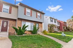 114 Pendleton Pl, Old Bridge Township, NJ 08857 - Photo 2