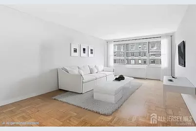 77 W 55th Street #15H, New York, NY 10019 - Photo 1