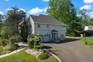 3 Van Hise Ct, East Brunswick Township, NJ 08816 - Photo 2