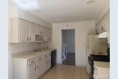 13 Oak Wood Drive, Sayreville, NJ 08859 - Photo 8