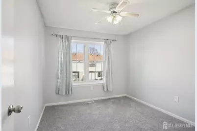 204 Hampshire Court, Piscataway Township, NJ 08854 - Photo 14