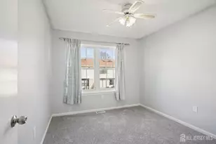 204 Hampshire Ct, Piscataway Township, NJ 08854 - Photo 14