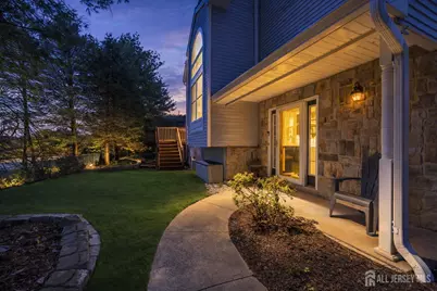 44 Rozalyn Lane, Old Bridge Township, NJ 08879 - Photo 4