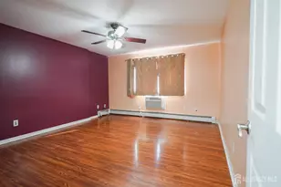 733 Cricket Ln, Woodbridge Township, NJ 07095 - Photo 14