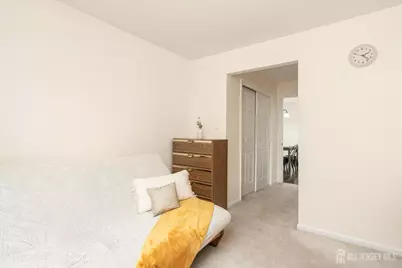 1125 Waterford Drive W, Edison, NJ 08817 - Photo 20