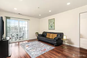 1125 Waterford Dr W, Edison, NJ 08817 - Photo 8