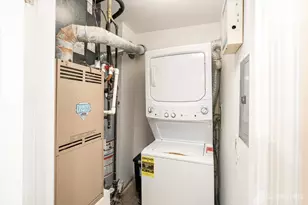 1125 Waterford Dr W, Edison, NJ 08817 - Photo 18