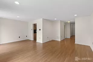 241 Hampshire Dr, Plainsboro Township, NJ 08536 - Photo 4