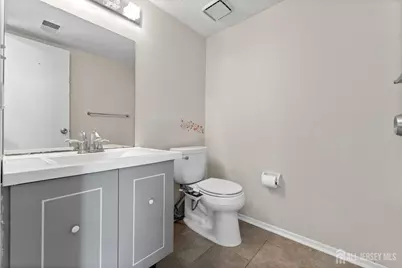 496 Westgate Drive, Edison, NJ 08820 - Photo 16