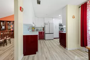 292 Summerhill Rd, East Brunswick Township, NJ 08816 - Photo 20