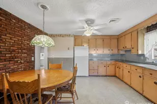 145 E Cherry St, Carteret, NJ 07008 - Photo 4