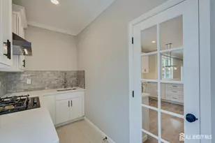 7 Vale St, Edison, NJ 08817 - Photo 28