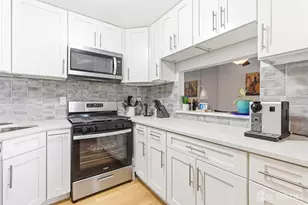 102 Morgan Pl, East Brunswick Township, NJ 08816 - Photo 10