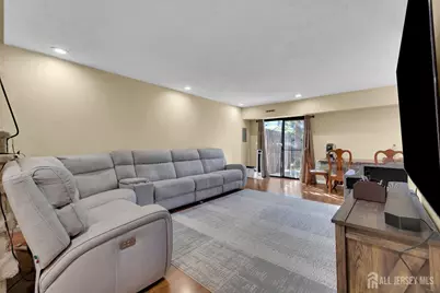 5502 Hana Road, Edison, NJ 08817 - Photo 4