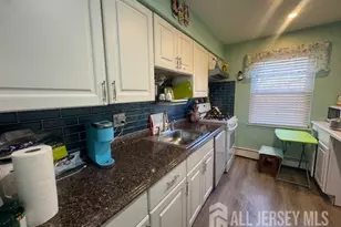 88 Fox Rd, Edison, NJ 08817 - Photo 8