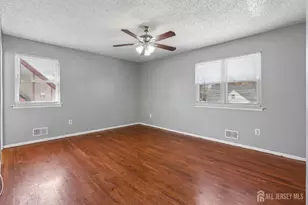 577 Berlant Ave, Roselle, NJ 07203 - Photo 16