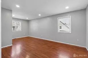 577 Berlant Ave, Roselle, NJ 07203 - Photo 10