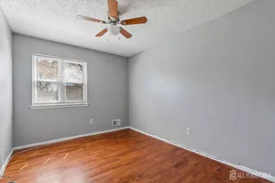 577 Berlant Avenue, Roselle, NJ 07203 - Photo 14