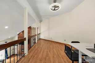 197 Westgate Dr, Edison, NJ 08820 - Photo 18